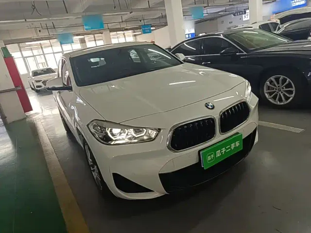 BMW X2 — Фото автомобиля 3