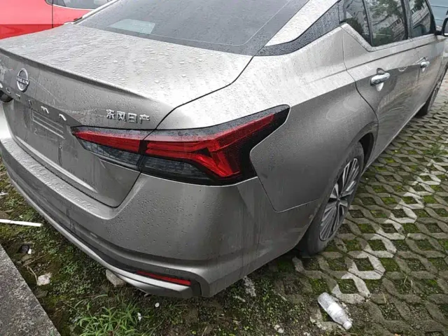 Nissan Teana — Фото автомобиля 7