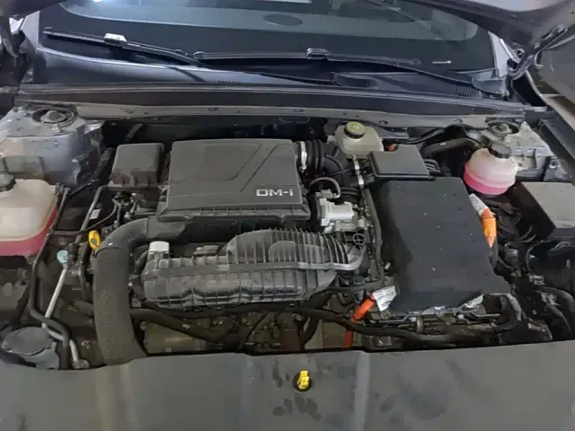 BYD Qin PLUS — Фото автомобиля 19