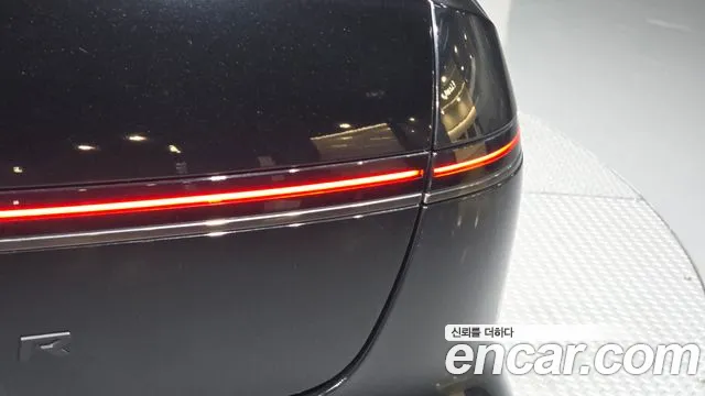 Hyundai Grandeur Grandeur (GN7) 3.5 Бензин 4WD — Фото автомобиля 17
