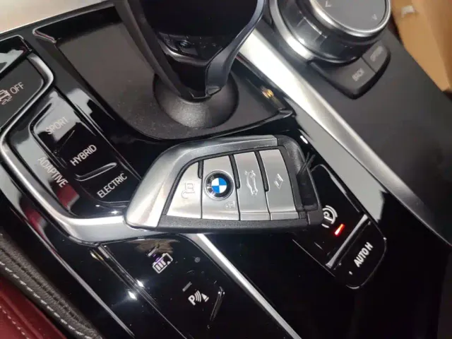 BMW 5 Series — Фото автомобиля 8
