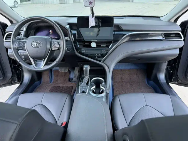 Toyota Camry — Фото автомобиля 12