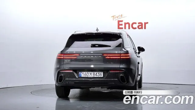 Genesis GV70 — Фото автомобиля 4