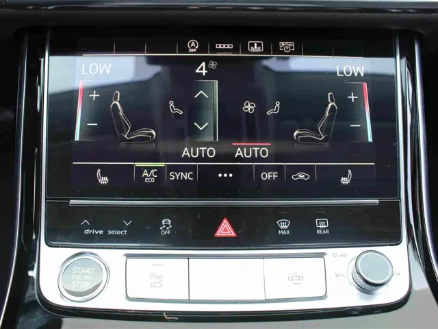 Audi A8 — Фото автомобиля 12