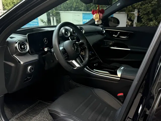 Mercedes-Benz C-Class — Фото автомобиля 10