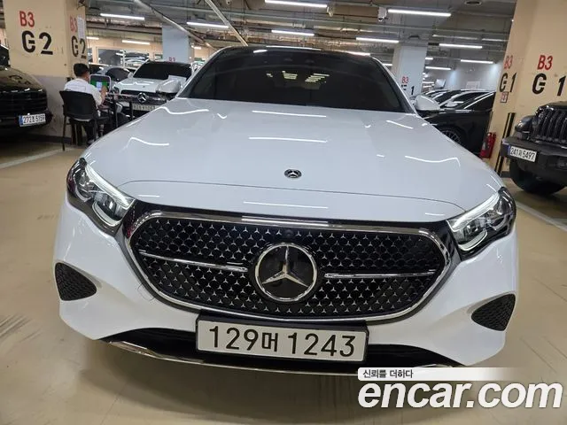 Mercedes-Benz E-Class — Фото автомобиля 5