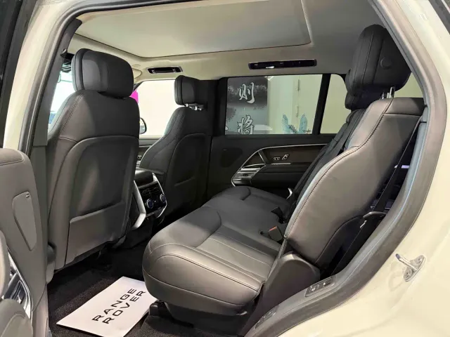 Land Rover Range Rover — Фото автомобиля 11