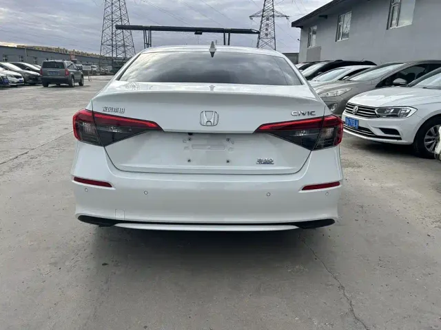 Honda Civic — Фото автомобиля 8