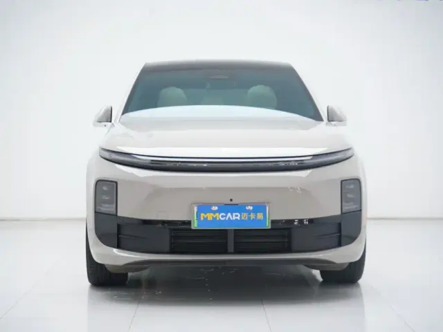 Фотография автомобиля — Li Auto L6