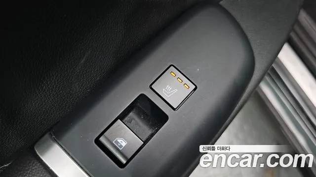 Hyundai Grandeur Grandeur (GN7) 2.5 Бензин 2WD — Фото автомобиля 20