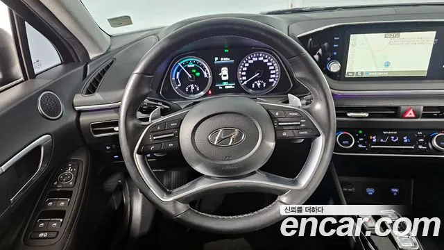 Hyundai Sonata — Фото автомобиля 13
