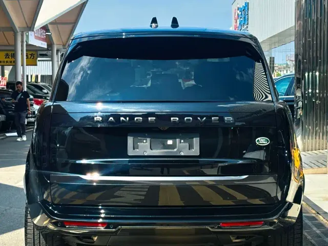 Land Rover Range Rover — Фото автомобиля 3