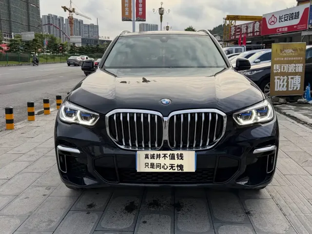 BMW X5 — Фото автомобиля 2
