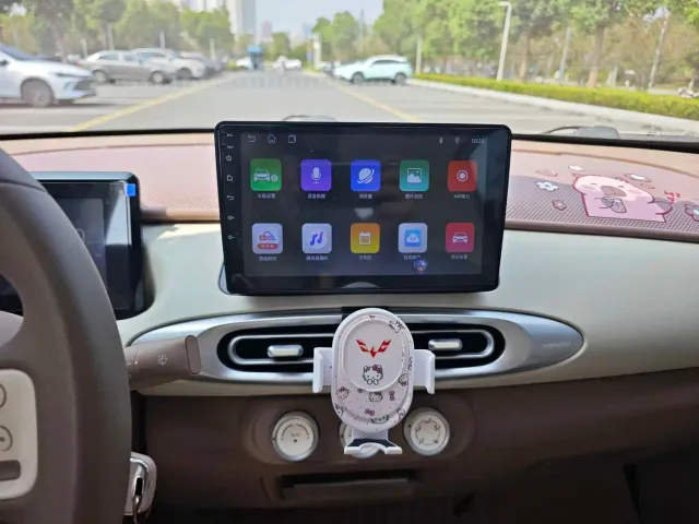 Wuling Hongguang Mini EV — Фото автомобиля 12