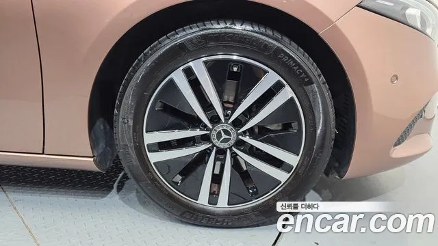 Mercedes-Benz A-Class W177 — Фото автомобиля 5