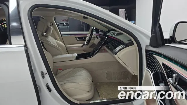 Mercedes-Benz S-Class — Фото автомобиля 10