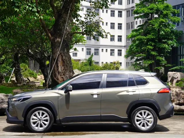 Toyota Corolla Cross — Фото автомобиля 4