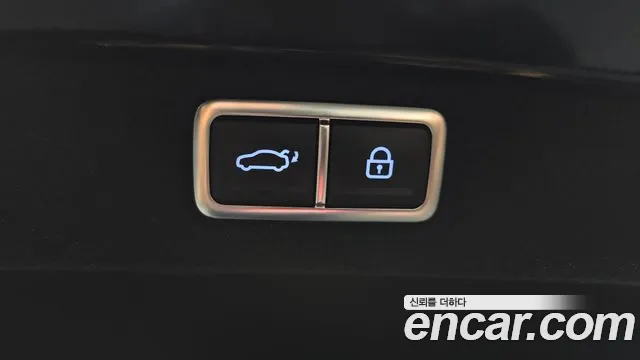Hyundai Grandeur GN7 — Фото автомобиля 23