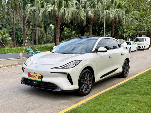IM Motors LS6 — Фото автомобиля 30