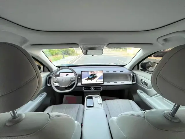 Leapmotor B10 — Фото автомобиля 4