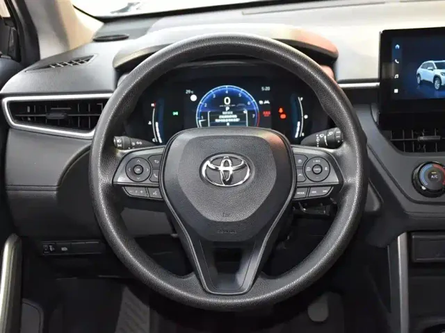 Toyota Corolla Cross — Фото автомобиля 16