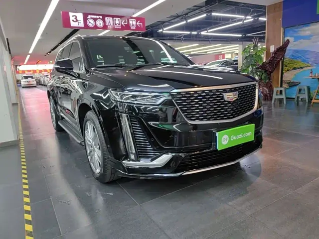 Cadillac XT6 — Фото автомобиля 3