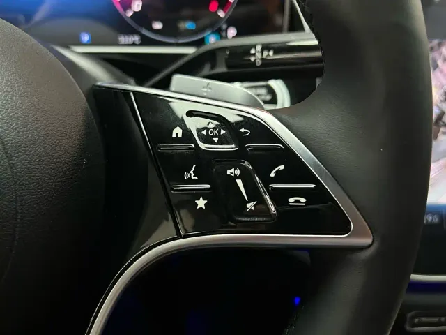 Mercedes-Benz E-Class — Фото автомобиля 21
