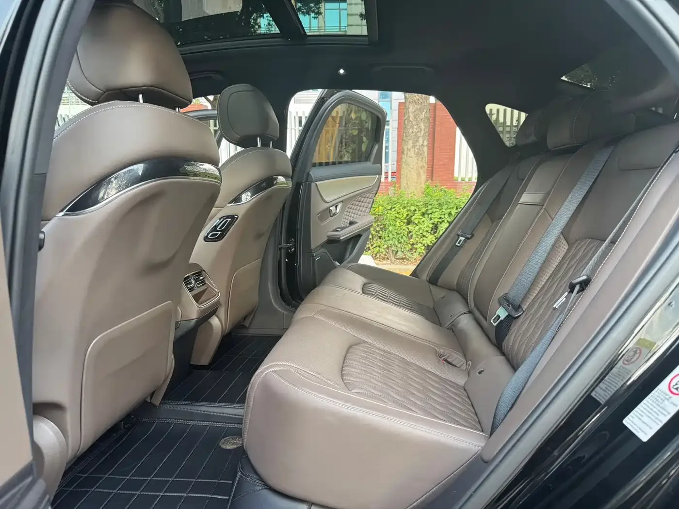 BYD Han 2022 EV Genesis Edition 715KM FWD Premium — Фото автомобиля 11