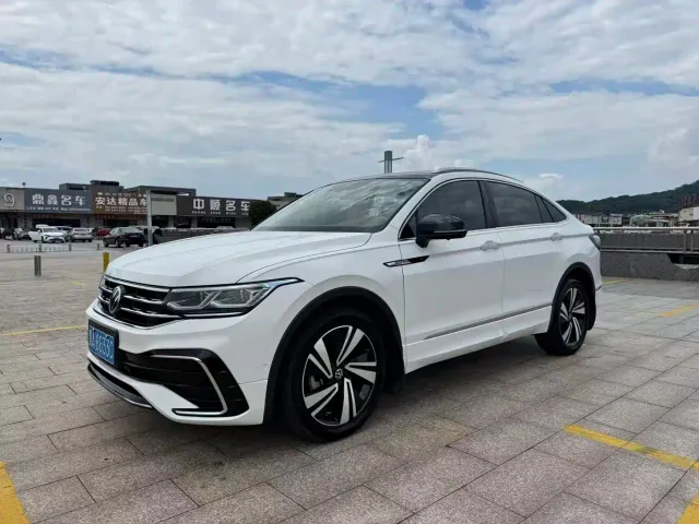 Фотография автомобиля — Volkswagen Tiguan X