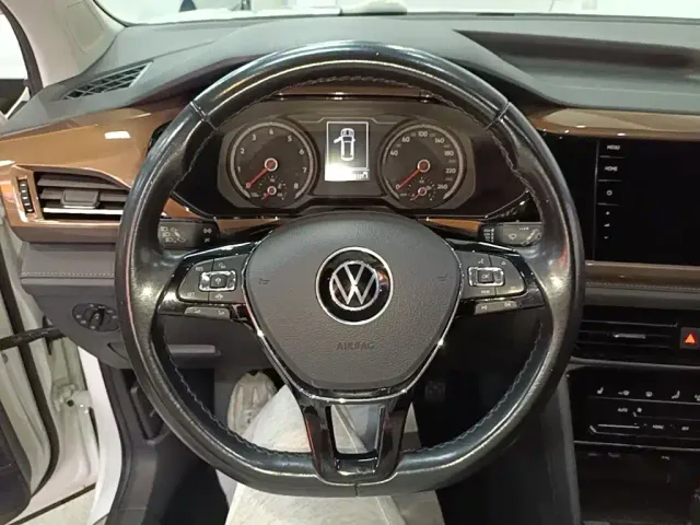 Volkswagen Tharu — Фото автомобиля 10
