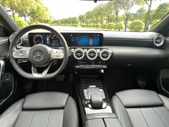 Mercedes-Benz A-Class — Фото автомобиля 12