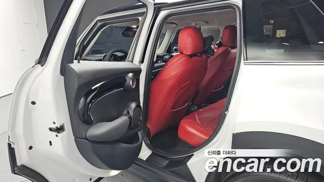Mini Cooper Cooper 5 дверей Classic — Фото автомобиля 12