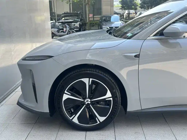 Nio ET5 Touring — Фото автомобиля 14