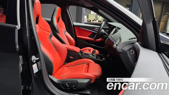 BMW 1 Series F40 — Фото автомобиля 17