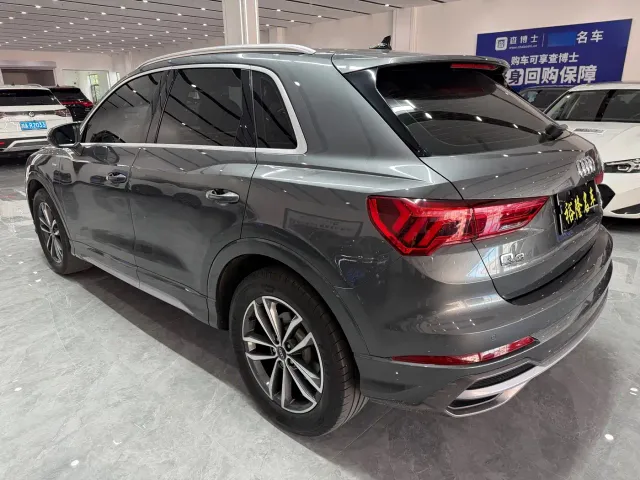 Audi Q3 — Фото автомобиля 4