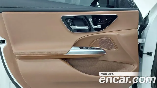 Mercedes-Benz E-Class — Фото автомобиля 15