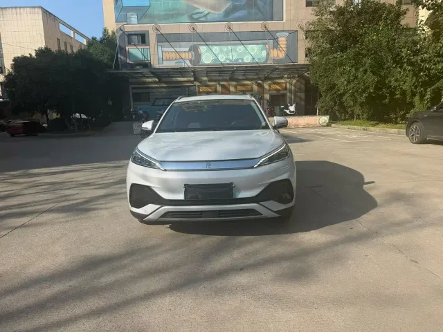 BYD Yuan PLUS — Фото автомобиля 2