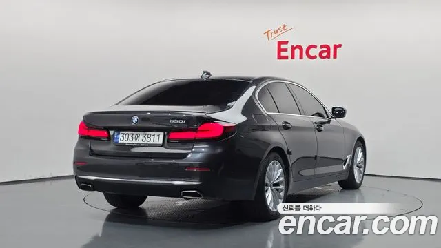 BMW 5-Series — Фото автомобиля 2