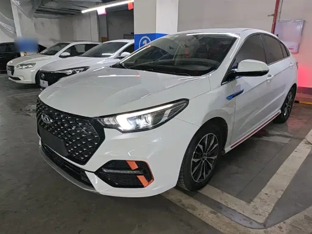 Фотография автомобиля — Chery Arrizo 5 PLUS