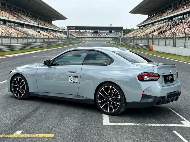 BMW 2 Series — Фото автомобиля 9