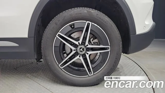 Mercedes-Benz EQA — Фото автомобиля 21