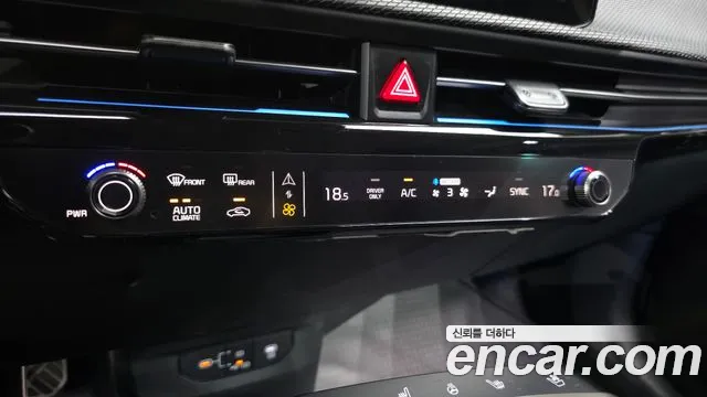 Kia EV6 — Фото автомобиля 14