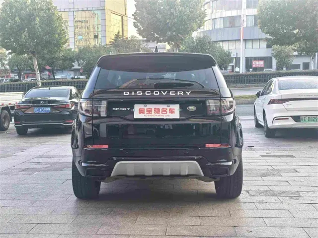 Land Rover Discovery Sport — Фото автомобиля 8