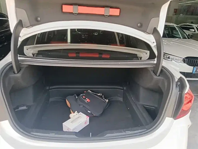 BMW 1 Series — Фото автомобиля 18