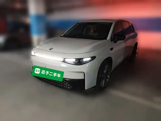 Фотография автомобиля — Leapmotor C10