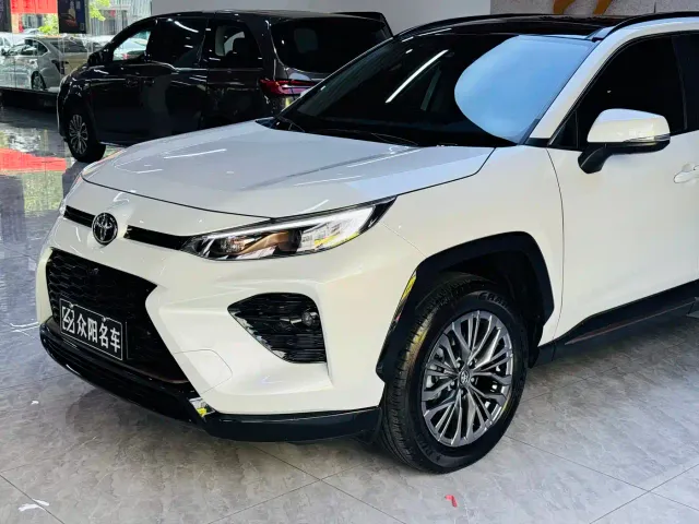 Toyota Wildlander — Фото автомобиля 4