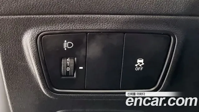 Hyundai Tucson Tucson (NX4) Бензин 1.6 турбо 2WD — Фото автомобиля 13