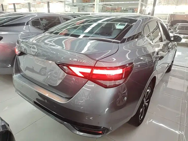 Nissan Sylphy — Фото автомобиля 6