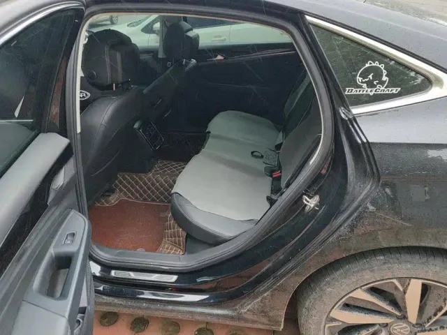 Volkswagen Passat — Фото автомобиля 11