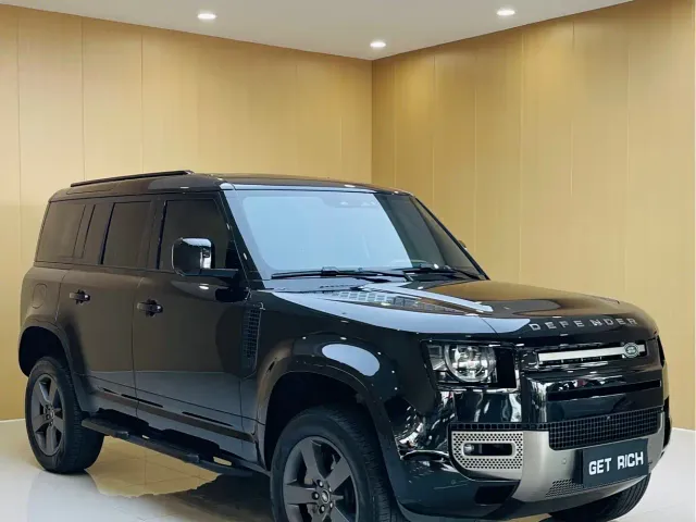Land Rover Defender — Фото автомобиля 3